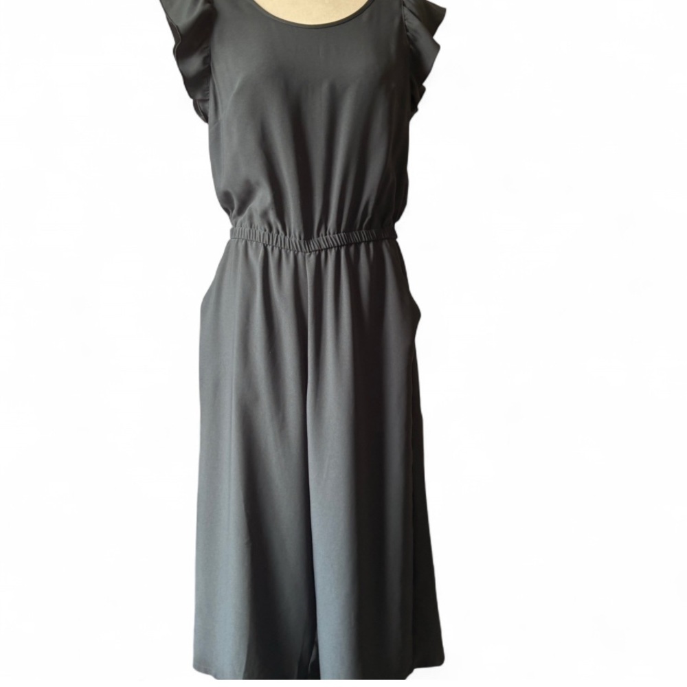 LOFT Petite Jumpsuit Grey Wide Leg Tie in Back Pockets Size 4